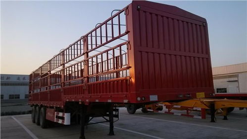 梁山縣專用掛車制造 從倉(cāng)欄運(yùn)輸?shù)絺?cè)翻自卸，專業(yè)漆藝鑄就品質(zhì)之路